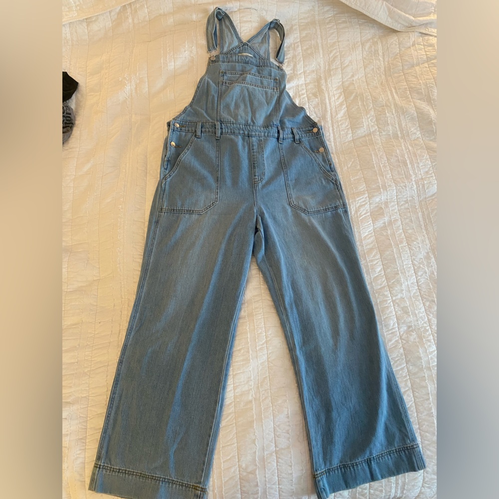 Fun flare overalls